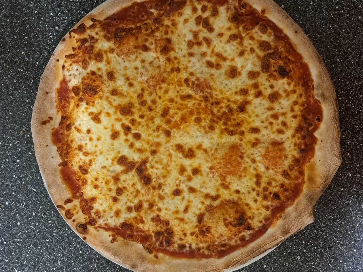 PIZZA HAWAI   malá