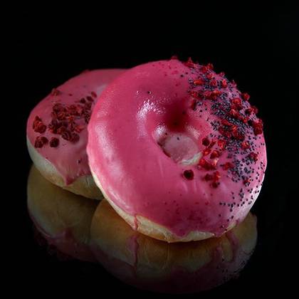 Royal Donut with Raspberry Filling, 65g