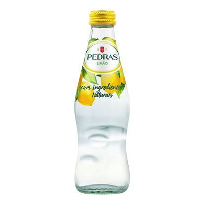 Sparkling water with lemon