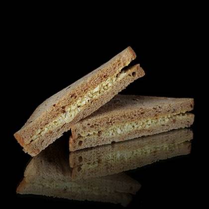 Chicken and Cheese Sandwich, 140g