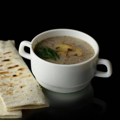 Cream of mushroom soup with lavash, 250/50g