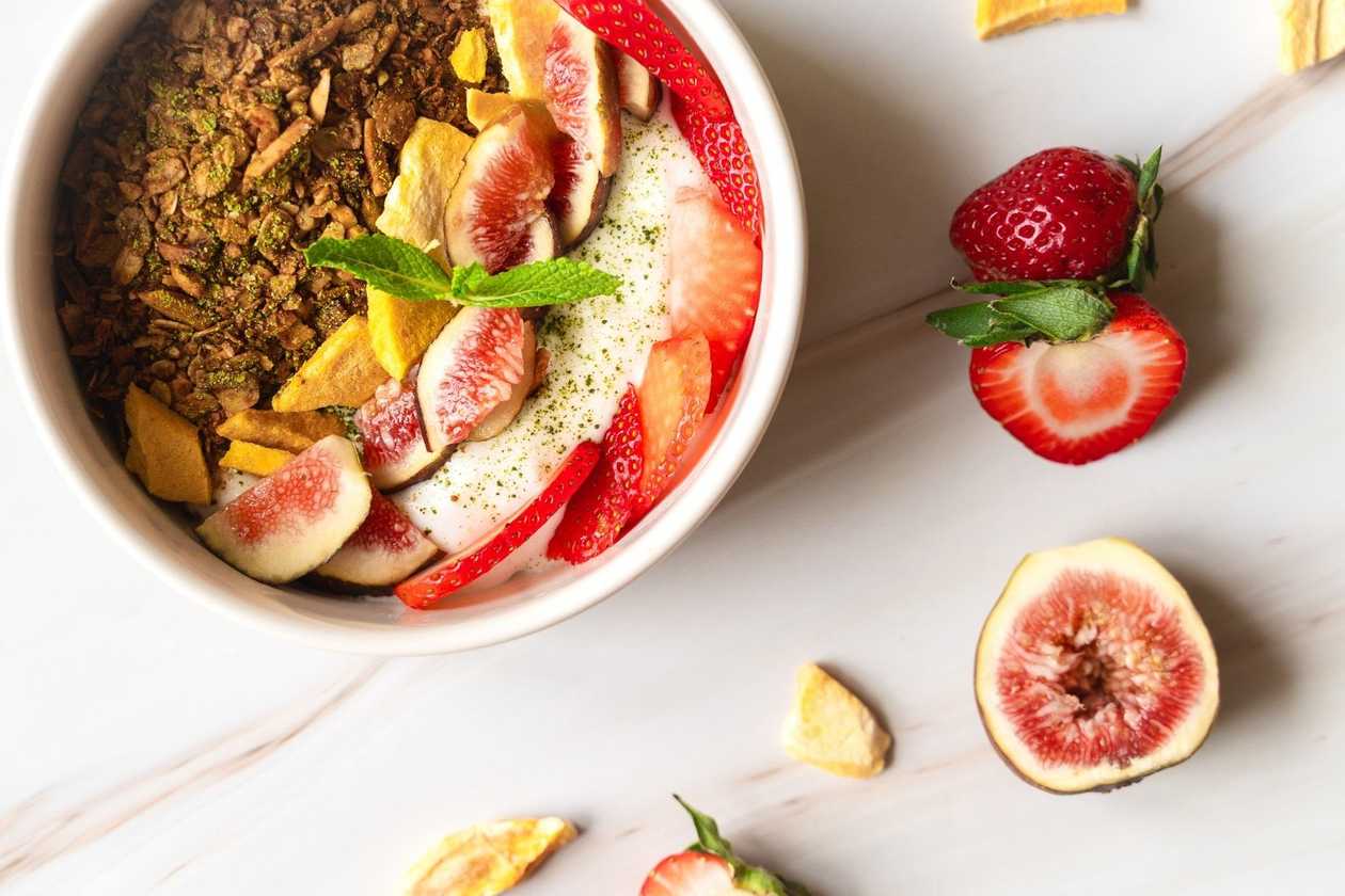 Vegan Yogurt with Matcha Granola and Fruit