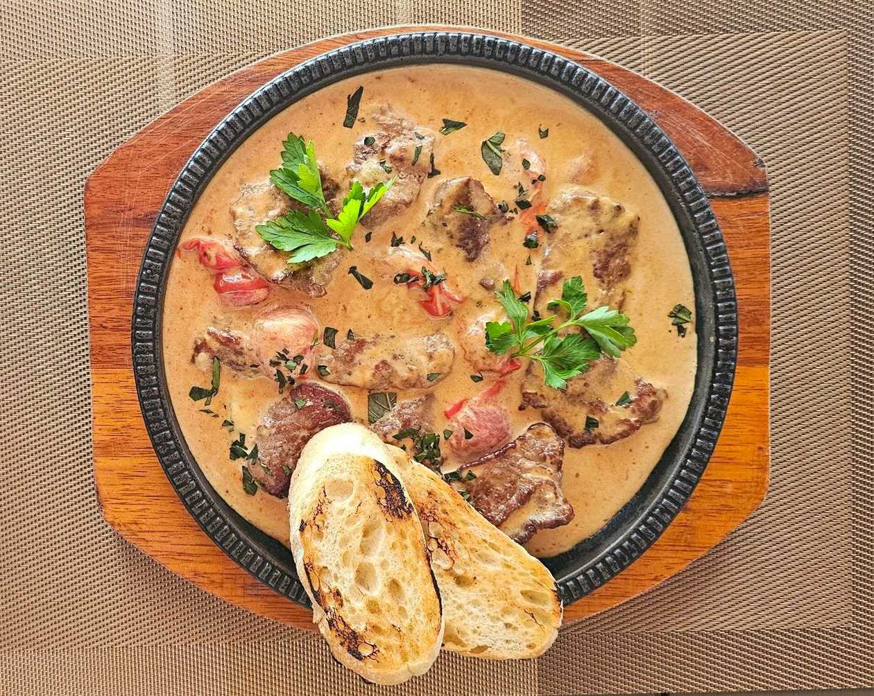 Pan-Fried Veal with Dorblu Sauce