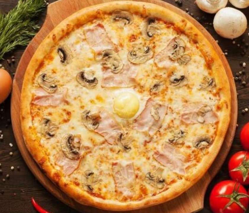 Carbonara Pizza