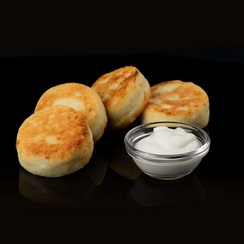Syrniki with Sour Cream, 200/40g