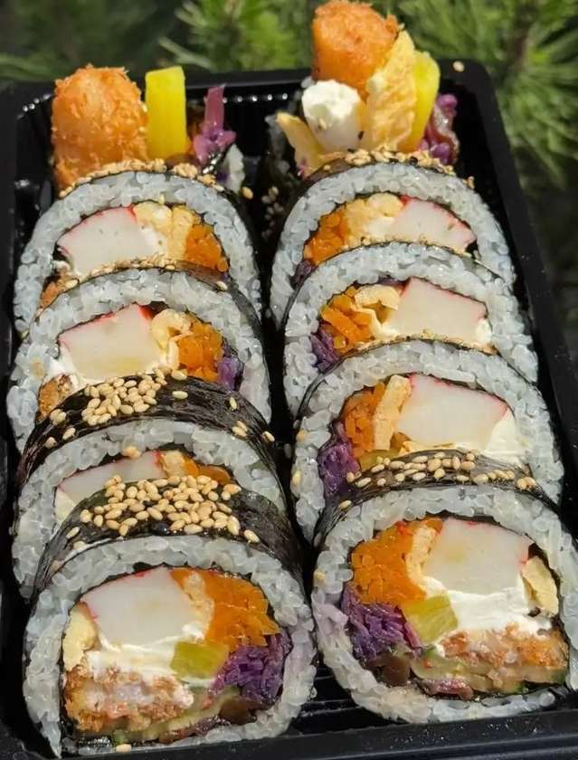 Kimbap z krewetką