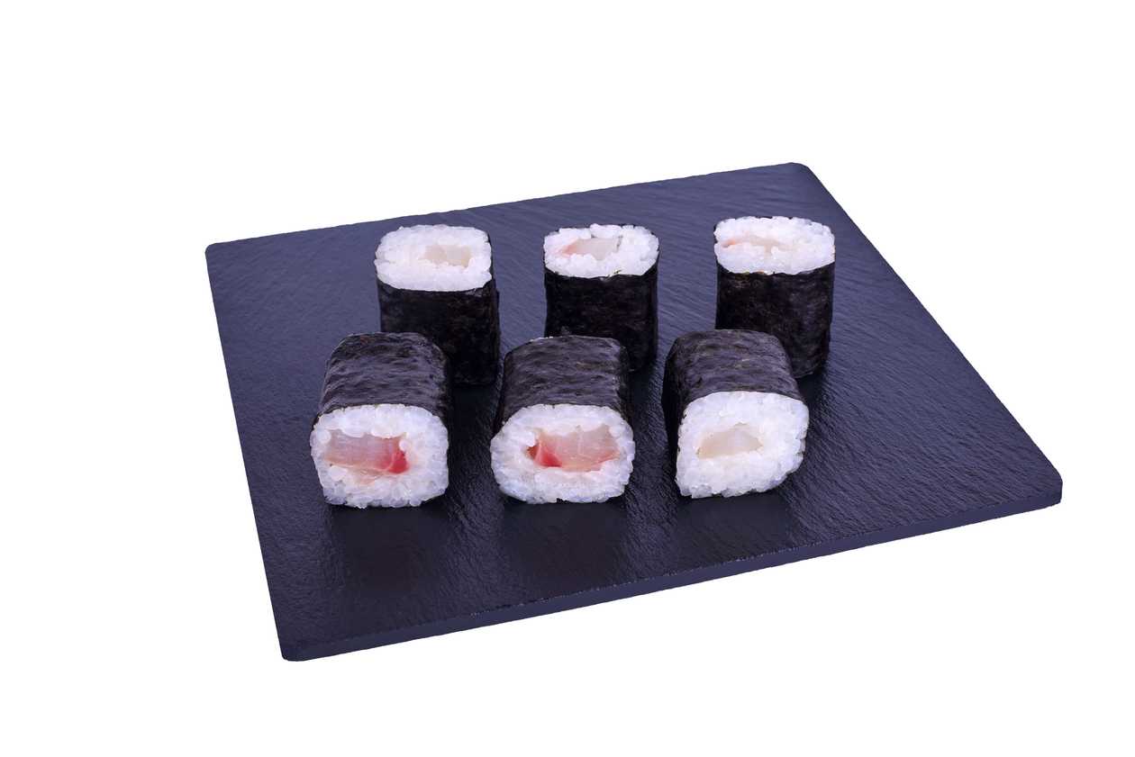 019. Izumi Maki (8 Pçs)