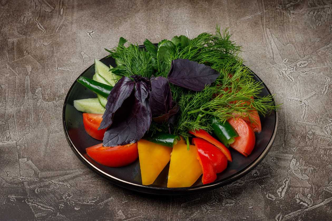 Mixed Vegetables and Greens (350g)