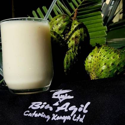 Fresh Musterfelli (Soursop) Juice
