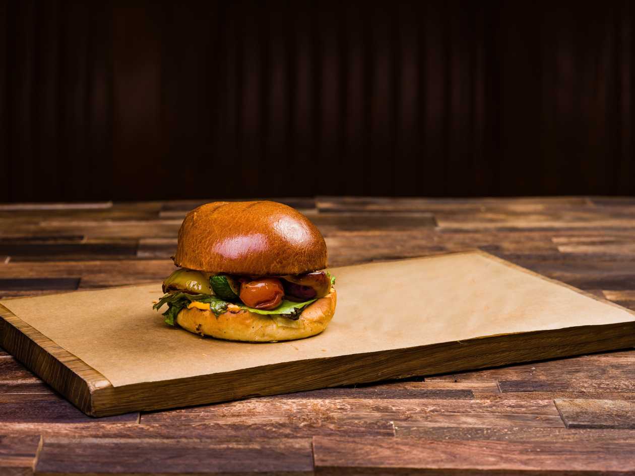 Burger vegetarian with vegetables