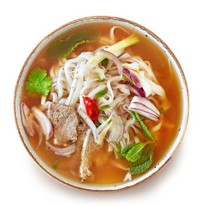 127. Rýžové Nudle s Hovezi Mase v Pálivé Polévce (3)