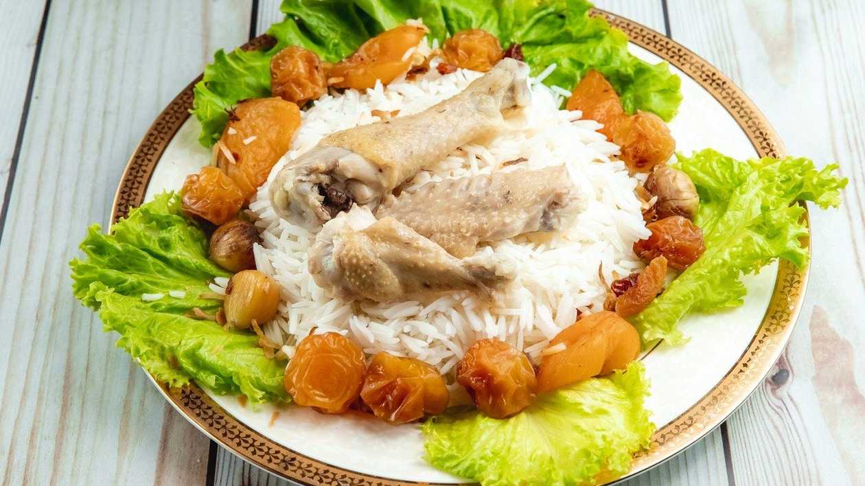 Plov Şüyüd ilə (4 pors.)