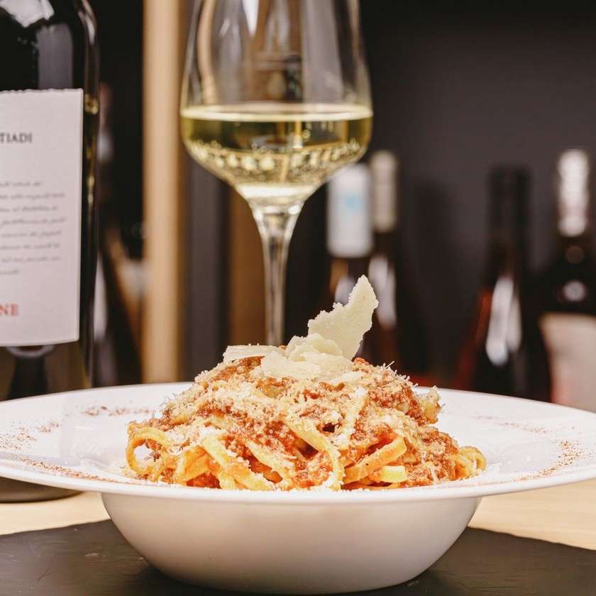 Fettuccine Bolognesi Al Ragù Di Black Angus