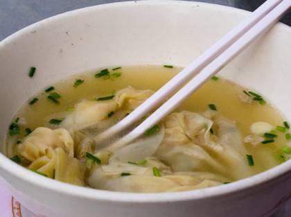 3. Polévka "Won-Tan" (1,11)