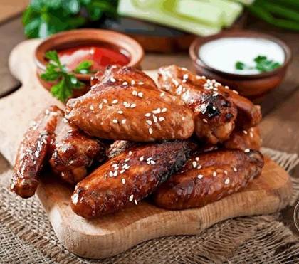 8PC Sesame-Glazed Jamaican Jerk BBQ Chicken Wings