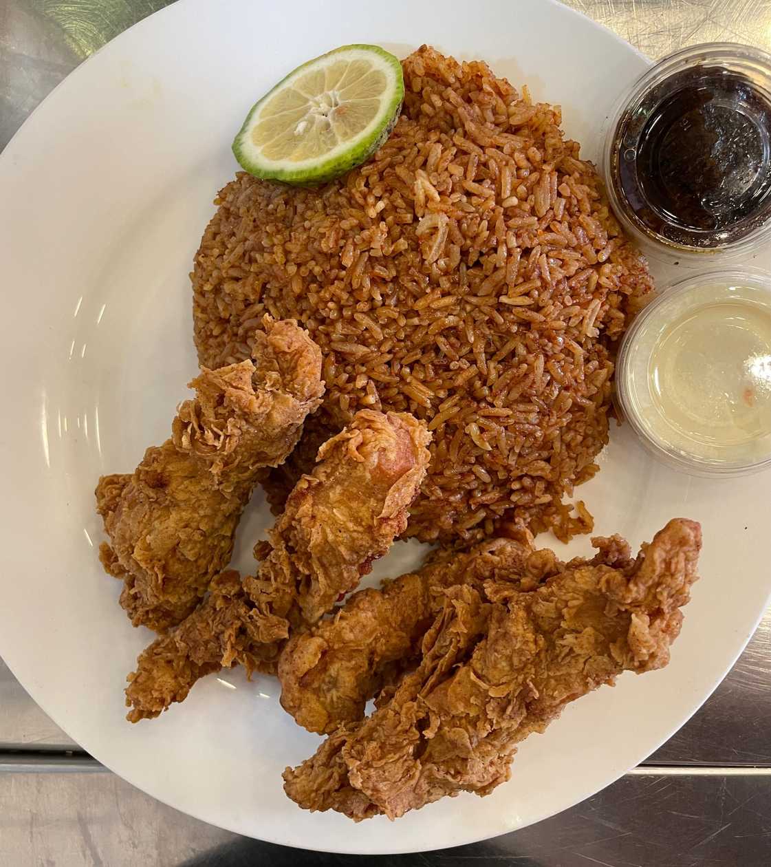 Long Crispy Chicken Strips (4pcs) with Jollof