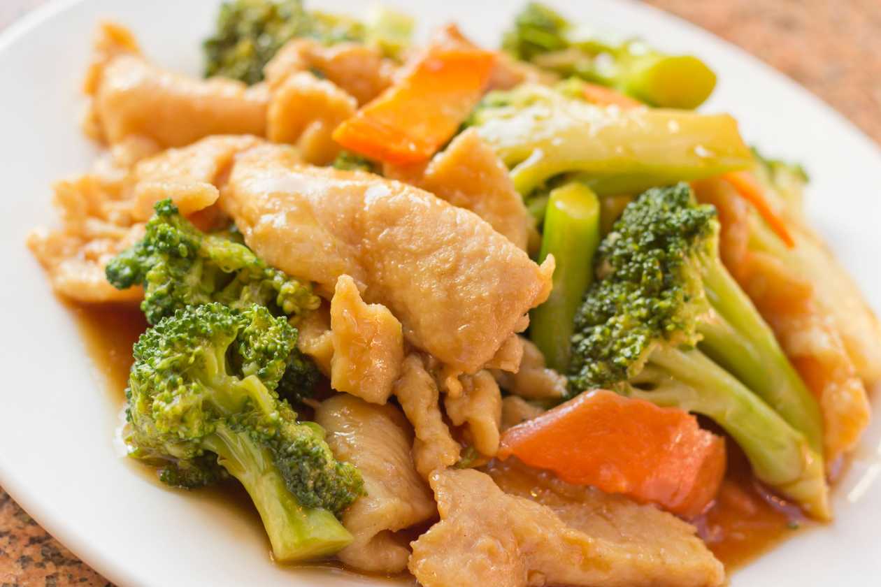 Chicken with broccoli, rice