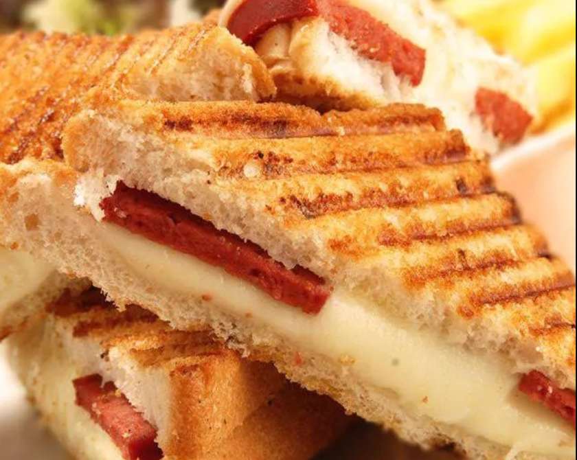Qarışıq tost
