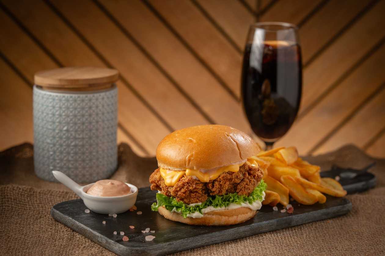 Meniu Crunchy Chicken Burger