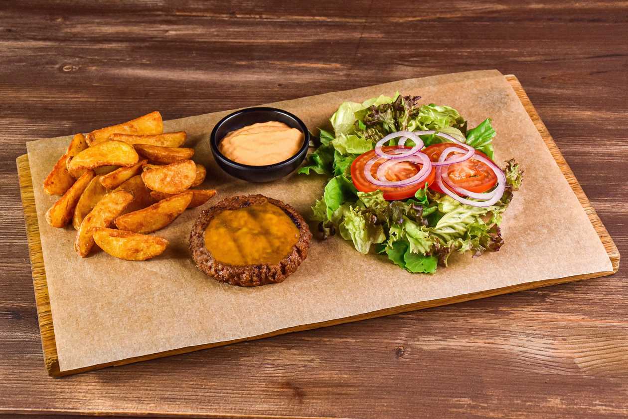Naked burger Beyond Meat (plant-based) patty set