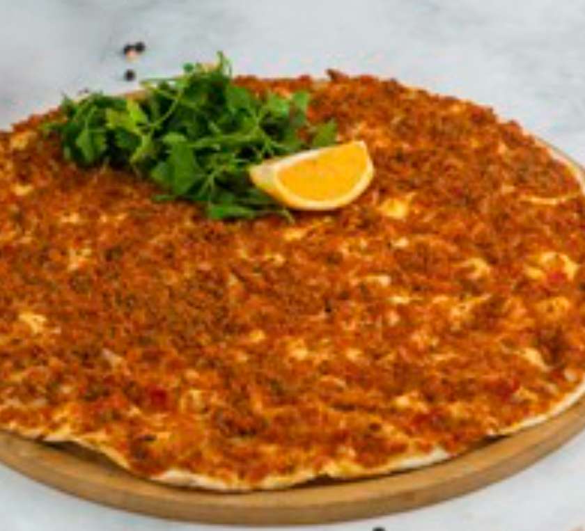 Sadə lahmacun