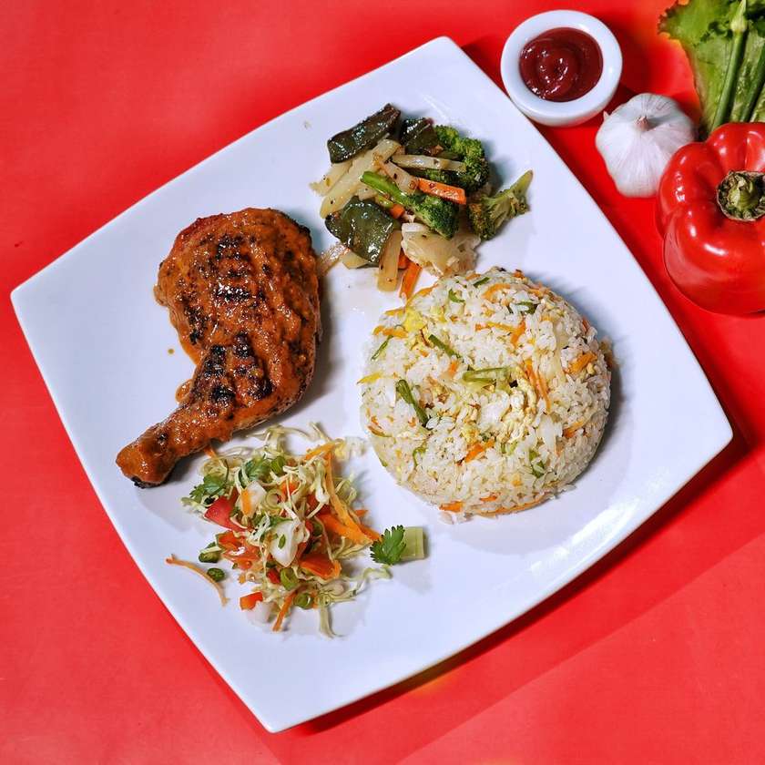 Grilled Chicken with Jollof/Friedrice