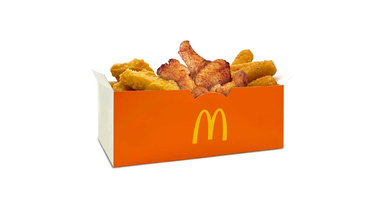 Snackbox Chicken McWings & Mozzerella Sticks
