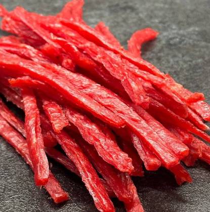 Pork straws in cherry sauce