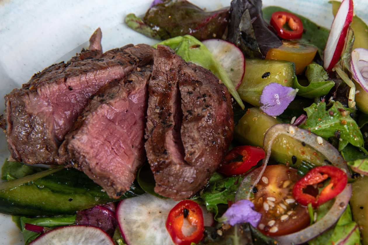 Asian salad with beef