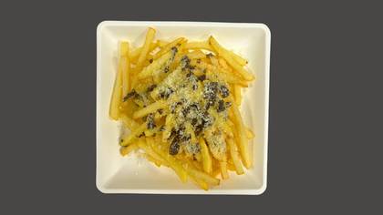 Bulvytės fri su trumų pasta