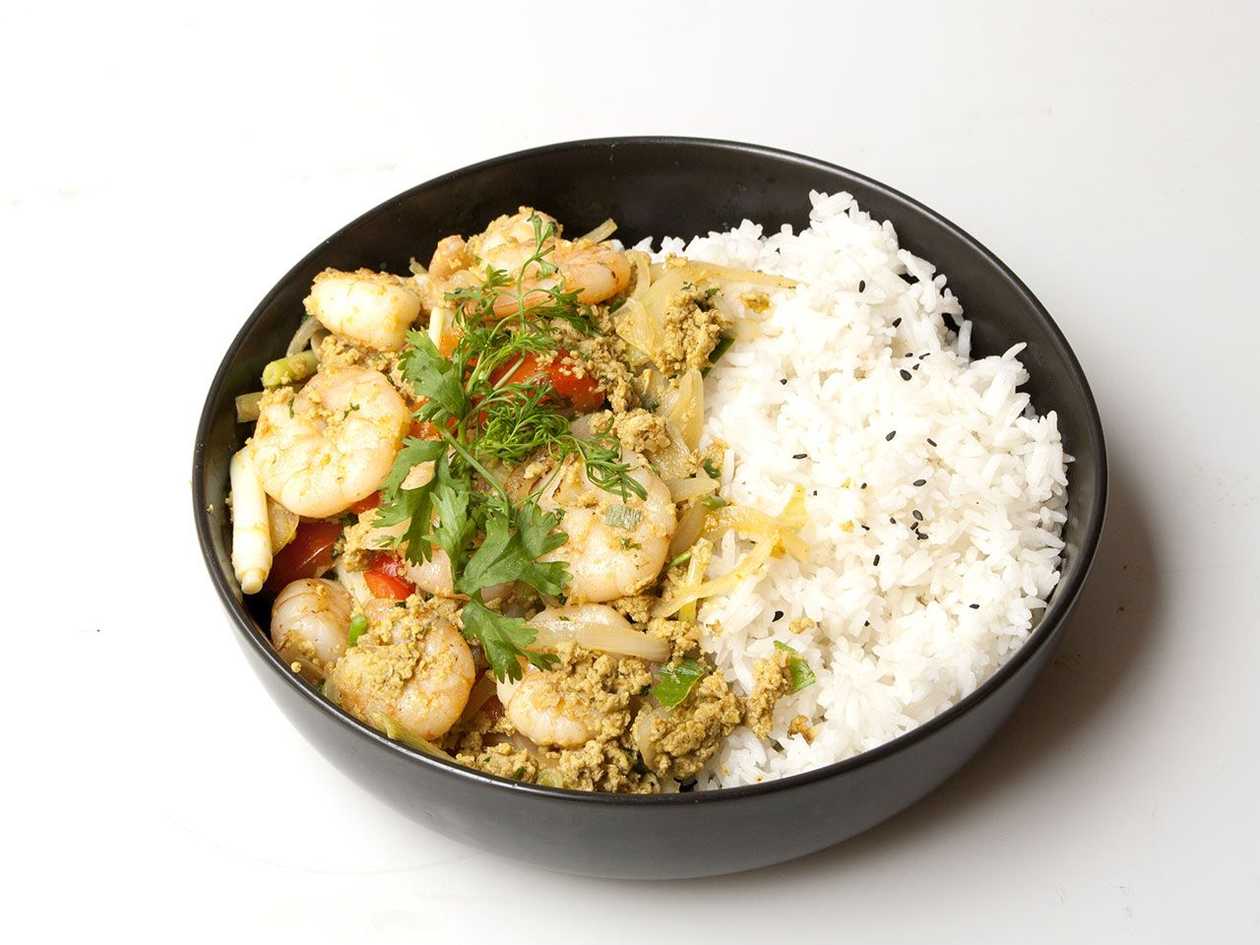 Koong Phad Pong Karee