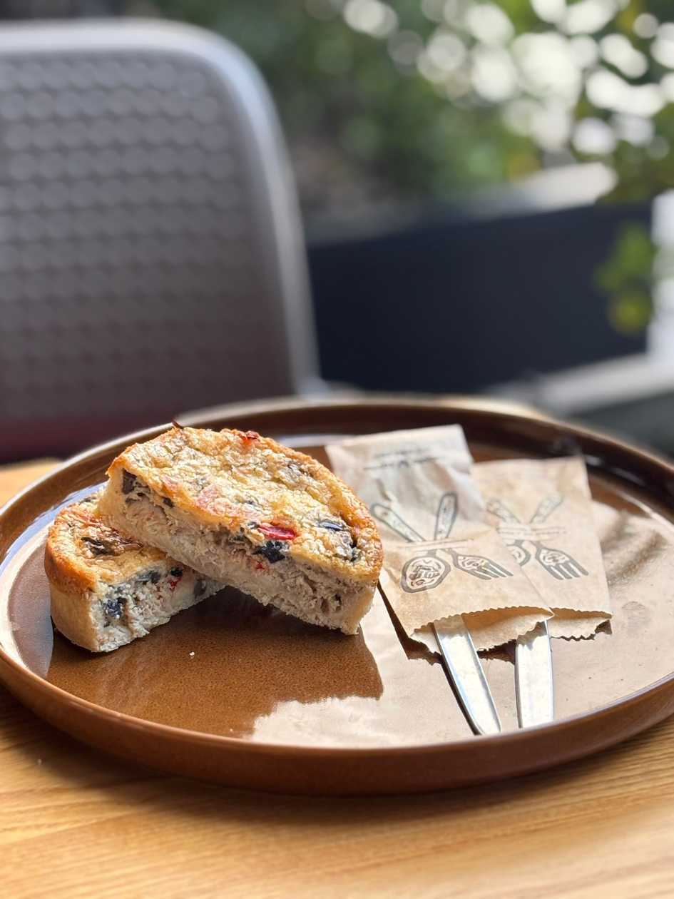 Tartă cu Pui, Ardei și Ciuperci