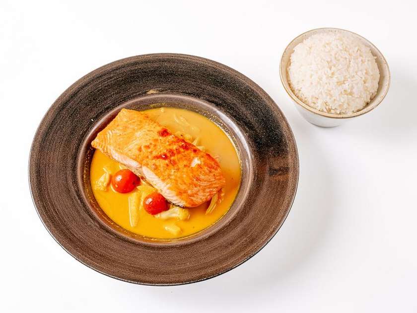 Kaeng Kari Pla-Salmon 🌶️