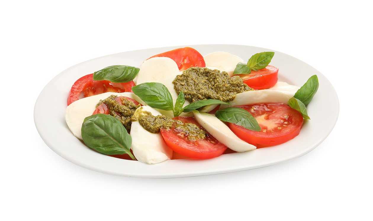 Mozzarella cheese salad with homemade basil pesto