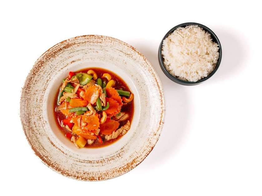 Kai Phad Med Ma-Muang 🌶️