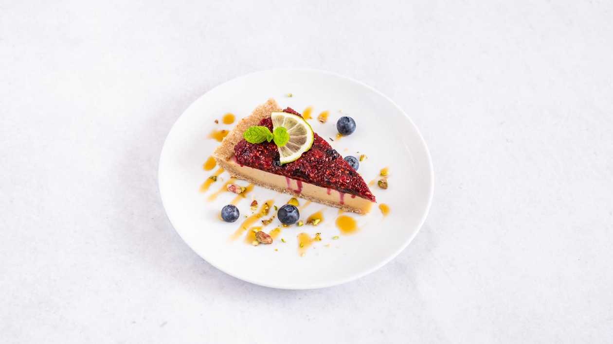 Coconut and Berry Cake