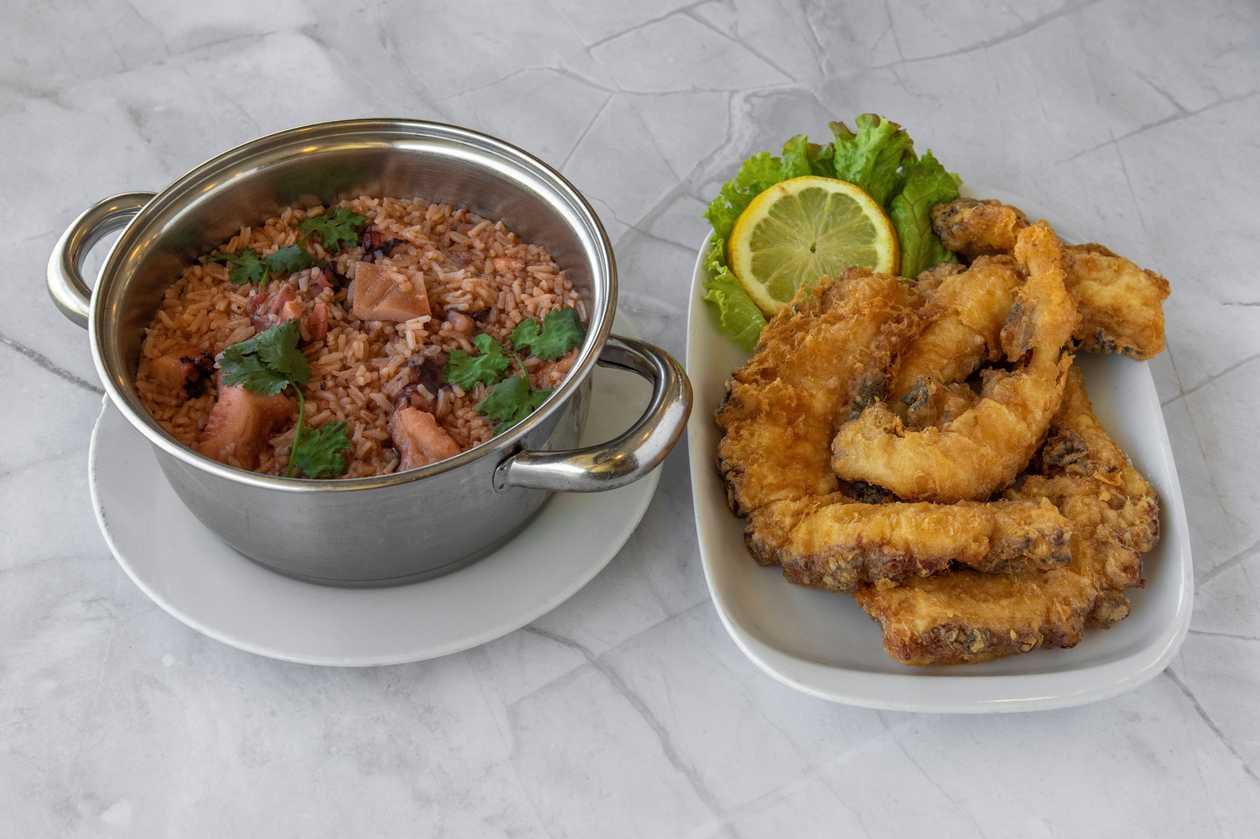 Filetes de Polvo C/ Arroz do Mesmo