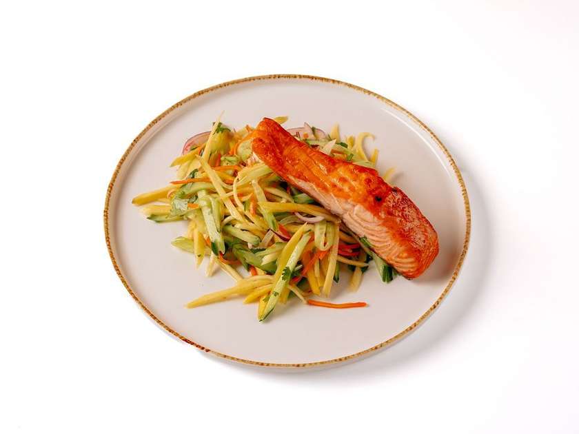 Salmon - Mango Salad 🌶
