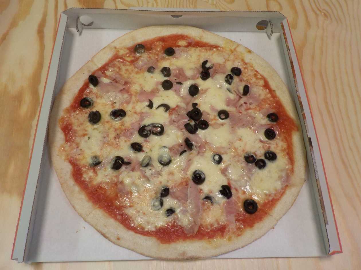 PROSCIUTTO e OLIVE cca 45cm, PRO 3/4 DOSPĚLÉ