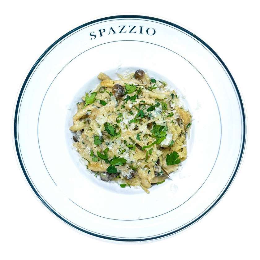 Pasta z miksem grzybów