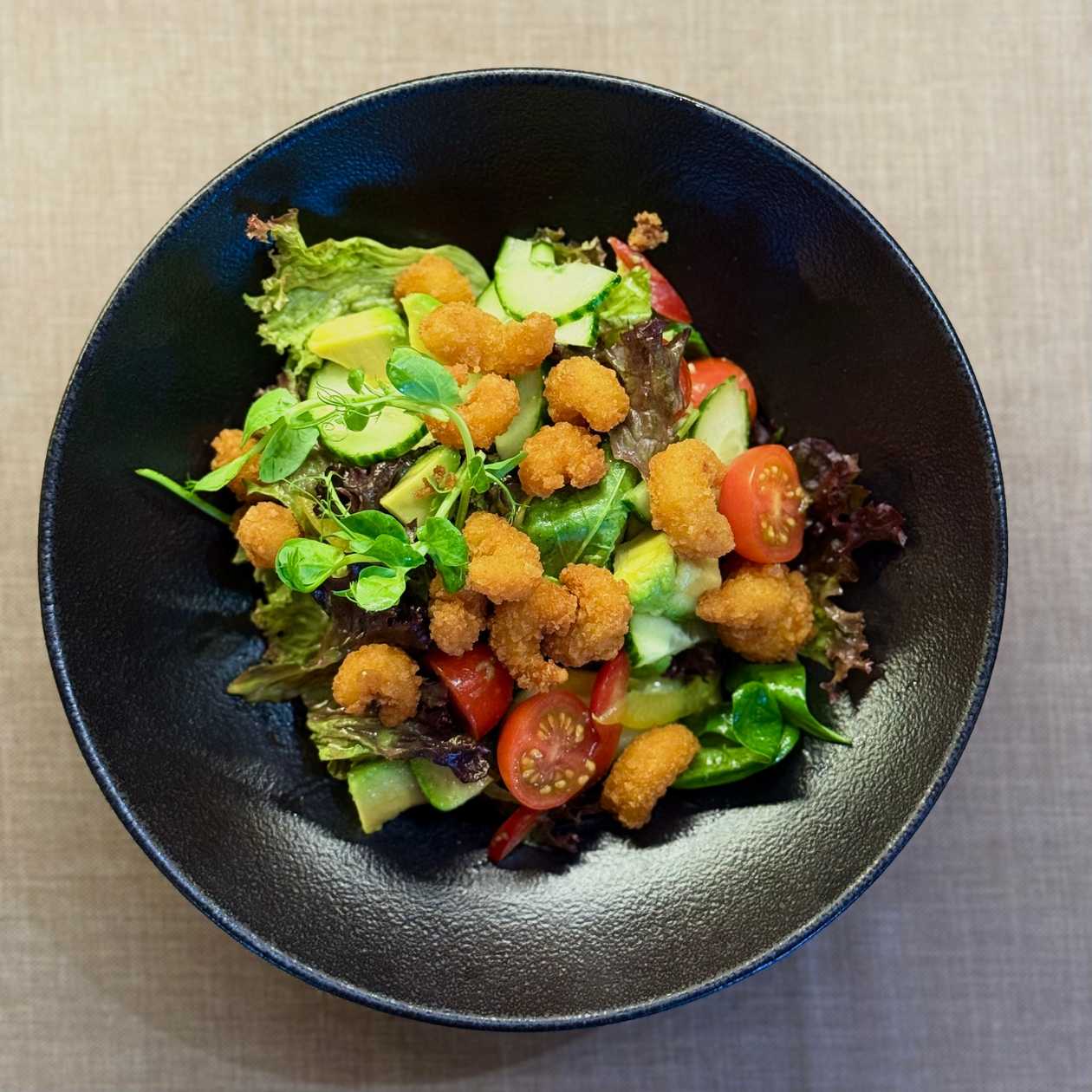 Avocado - vegetable salad with deep fried Northern prawns