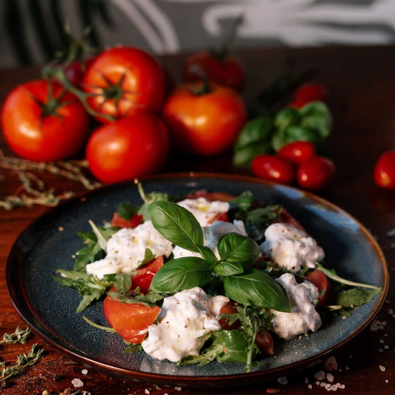 Burrata and Arugula Salad
