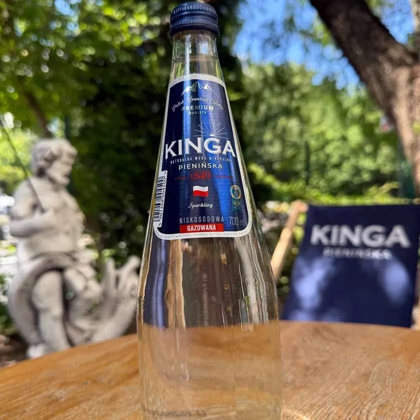 Kinga Pieninska Carbonated Water