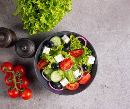 Mixed vegetable salad with olives