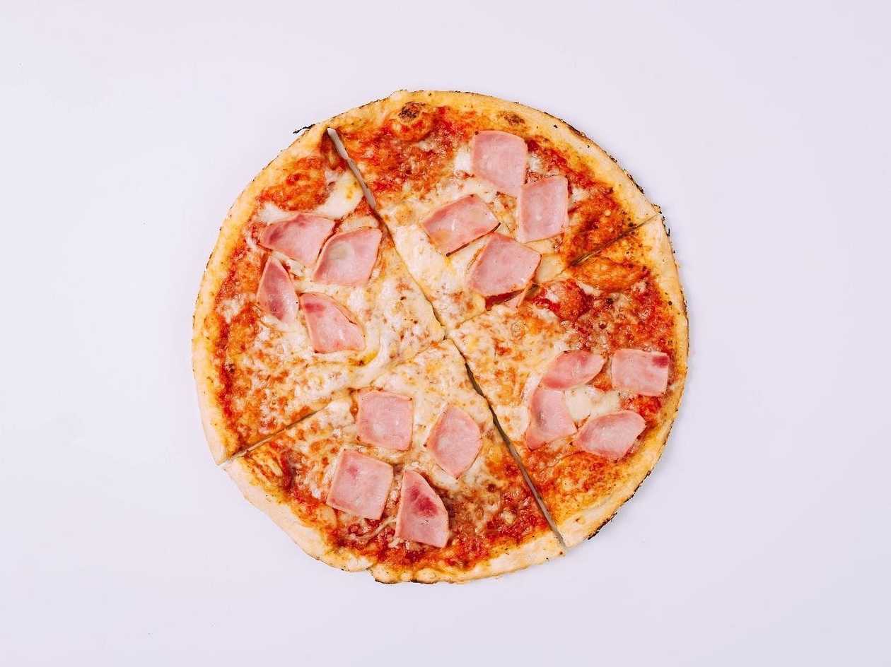 BEZLEPKOVÁ ŠUNKOVÁ pizza