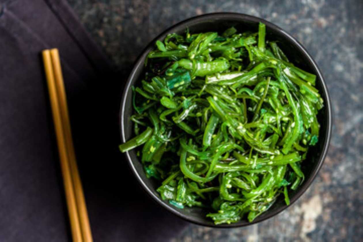 Wakame salad