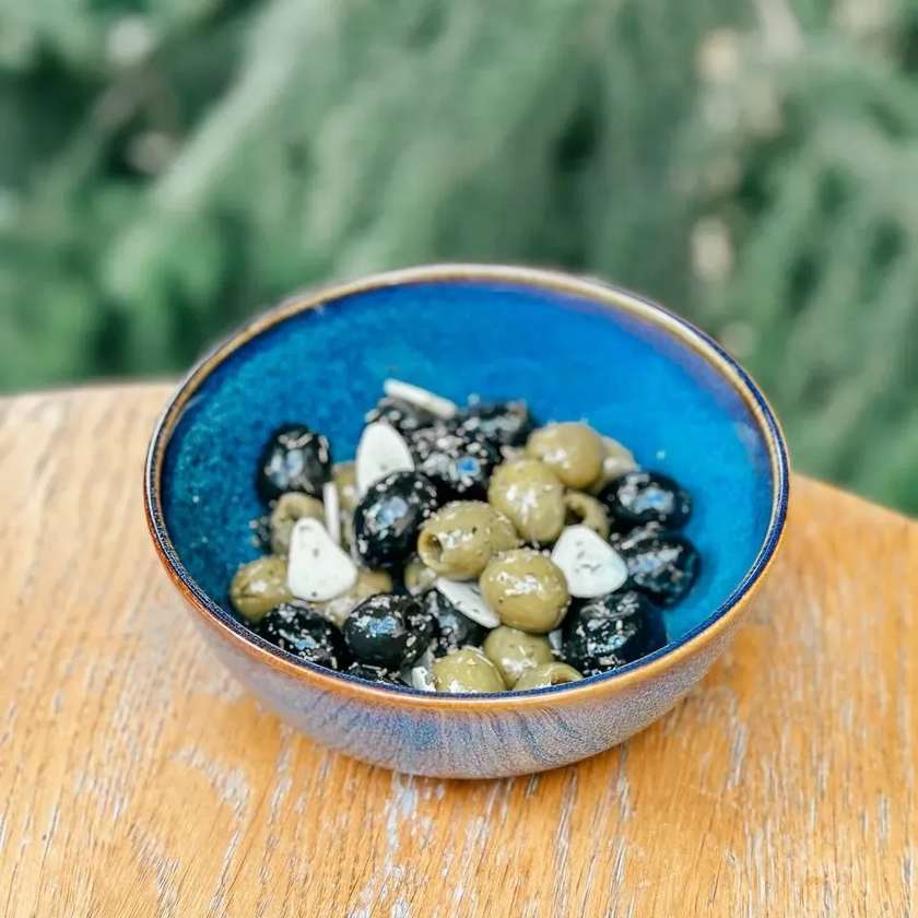 Mix of Olives with Garlic and Herbs