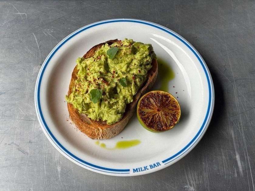 Tost z awokado