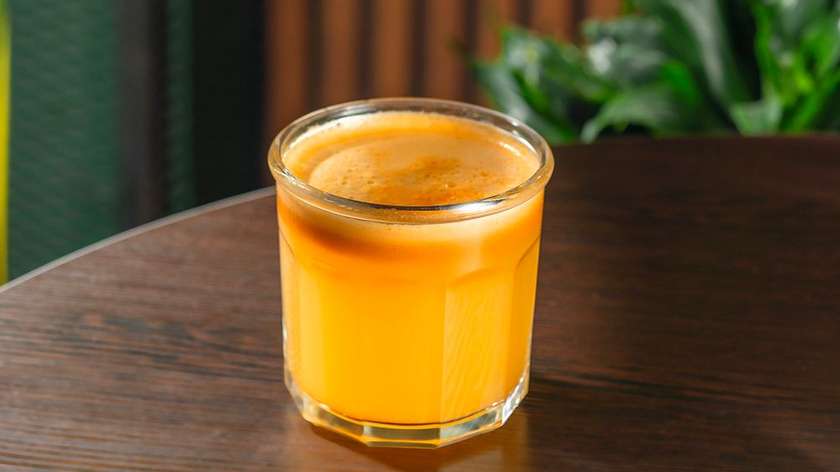 Apple and carrot fresh