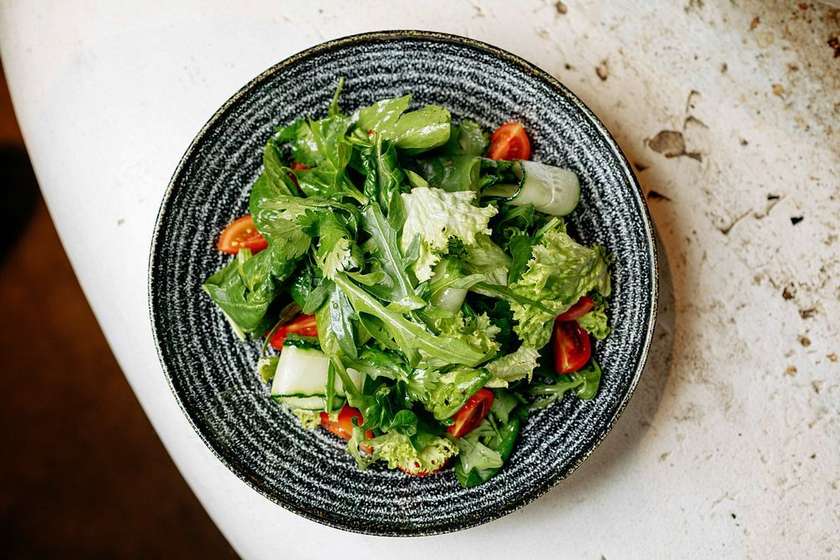 Салат з міксу зелені/Mixed Greens Salad